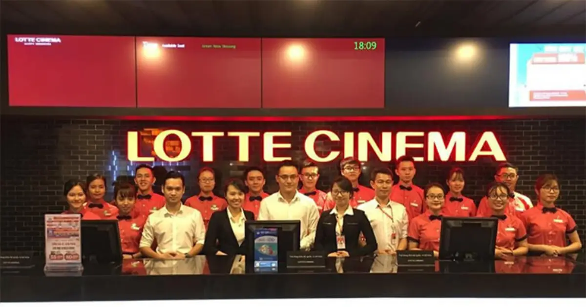 Nhân viên Lotte Cinema Cái Răng