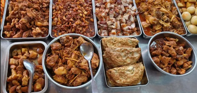 Quán cơm Thảo Nguyên Cần Thơ