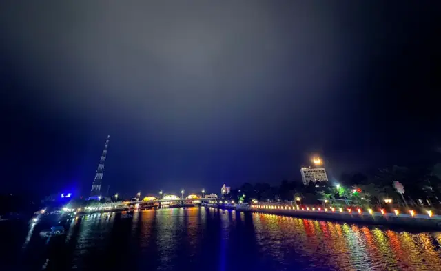 Cầu Tình Yêu